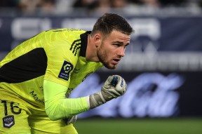 华体会体育-利物浦战平那不勒斯，莱万乌龙送礼法甲的简单介绍